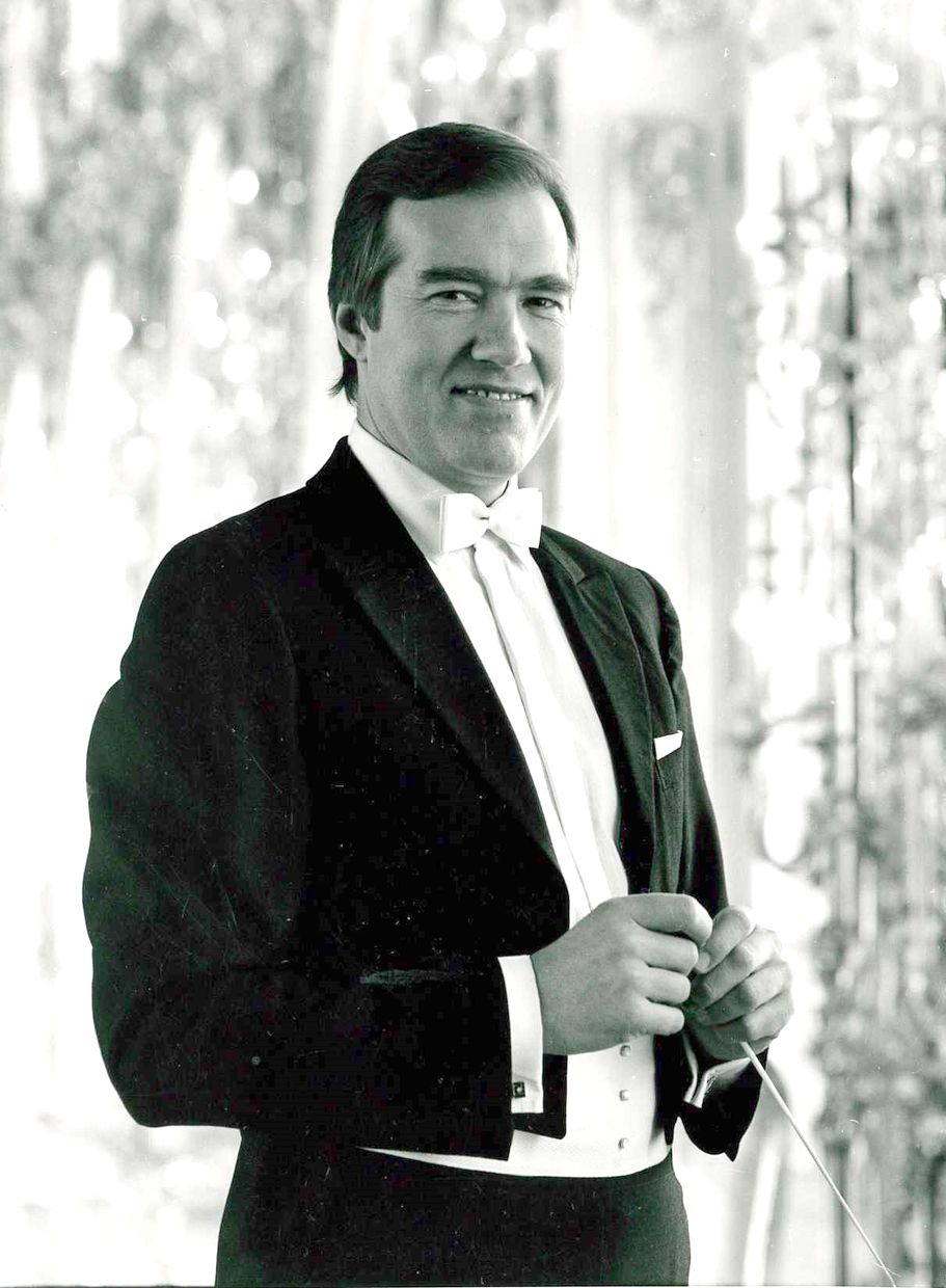 Дмитрий Хохлов